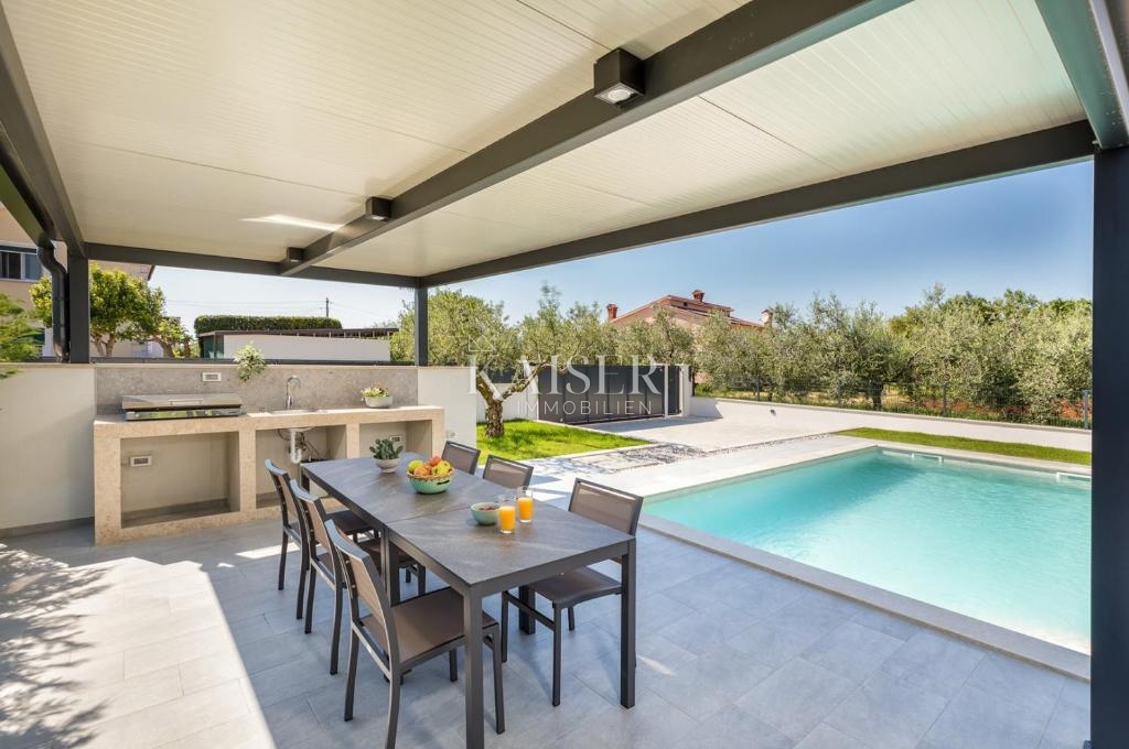 Istra, Poreč, vila z bazenom in pogledom na morje