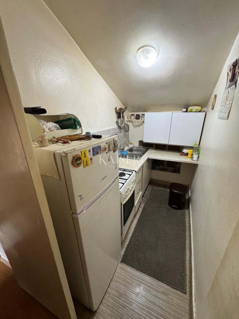 Zaprešić, Center, dvosobno stanovanje 70 m²