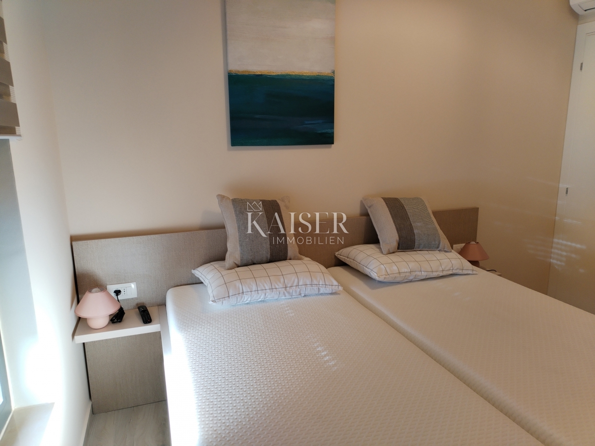 Istra, območje Umaga, stanovanje 66m2 300m od morja