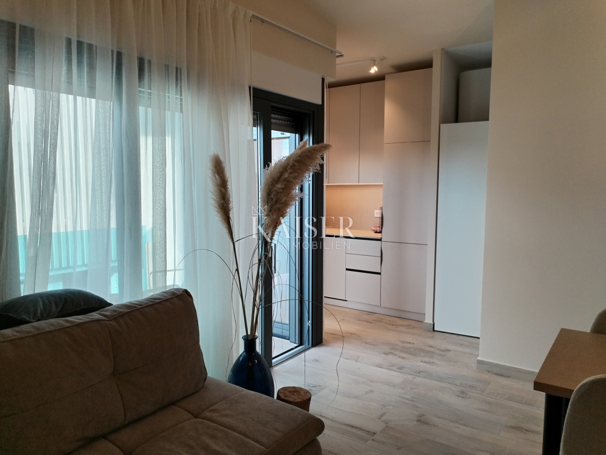 Istra, območje Umaga, stanovanje 66m2 300m od morja