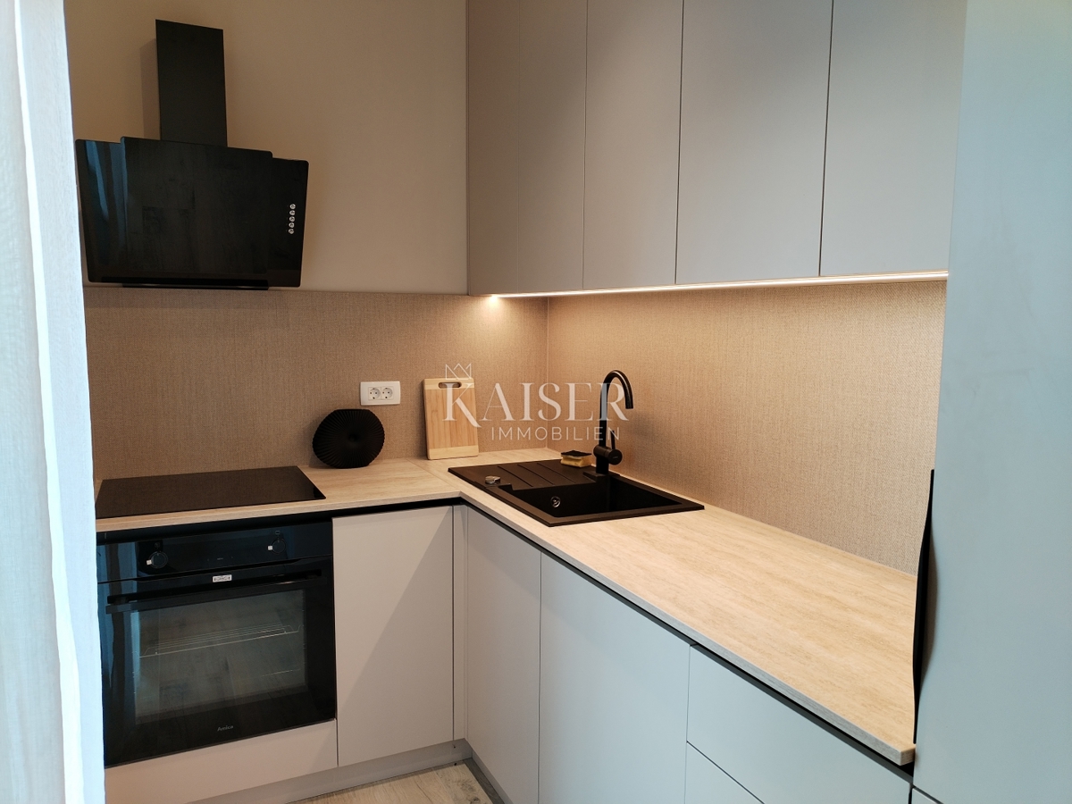 Istra, območje Umaga, stanovanje 66m2 300m od morja