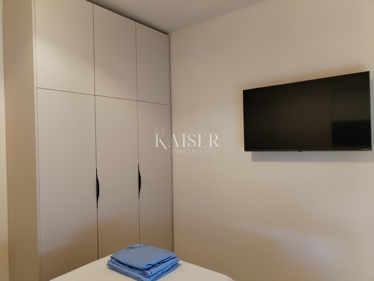 Istra, območje Umaga, stanovanje 66m2 300m od morja