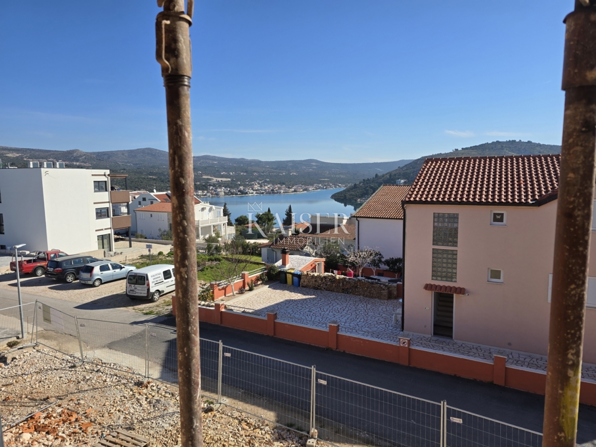 Stanovanje Rogoznica, 1m2