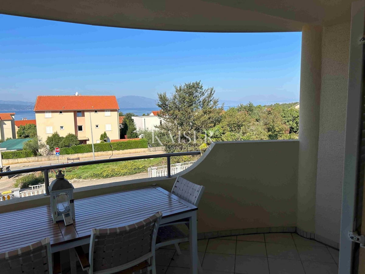 Krk, Malinska, apartma s pogledom na morje 