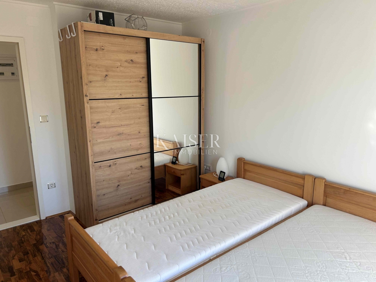 Krk, Malinska, apartma s pogledom na morje 