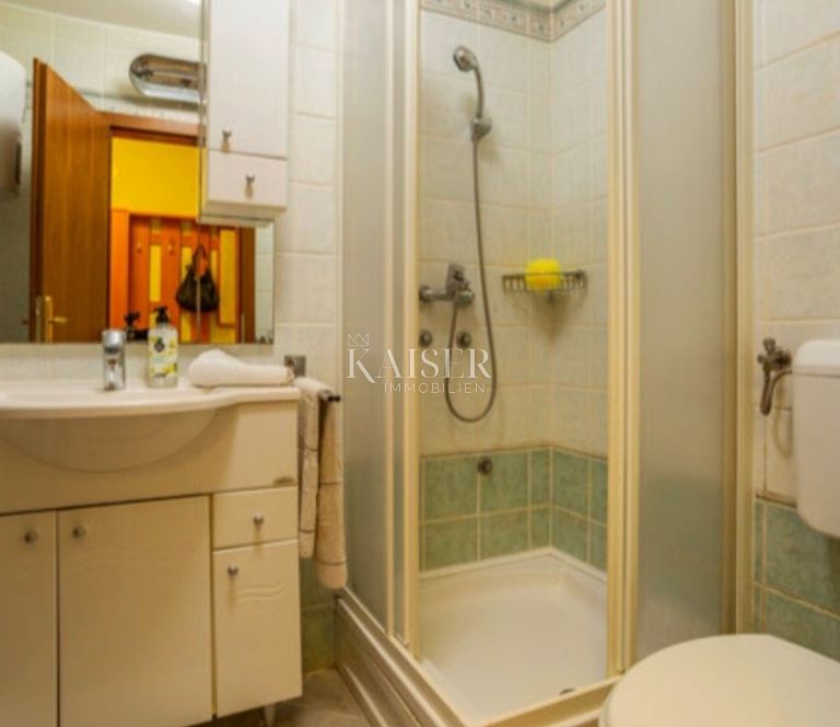 Krk, Malinska, apartma s pogledom na morje