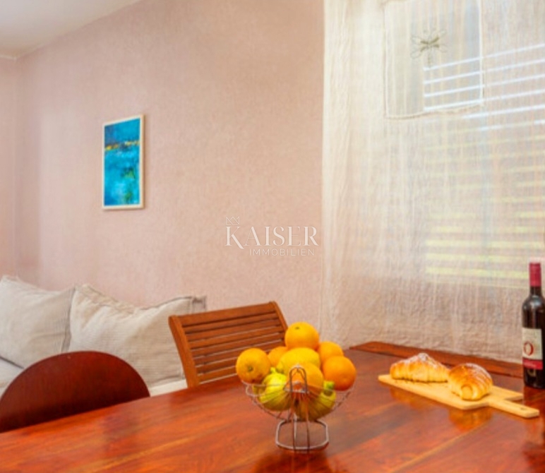 Krk, Malinska, apartma s pogledom na morje