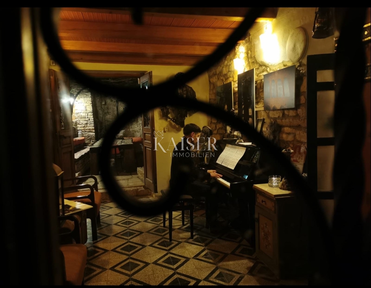 Istra, Ruvinj - restavracija