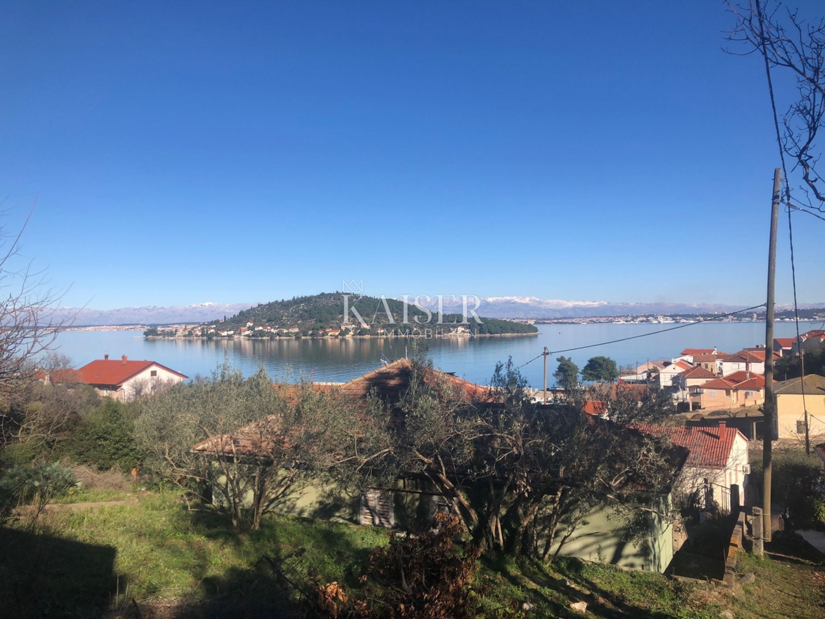  Zazidljivo zemljišče Kali, 426m2