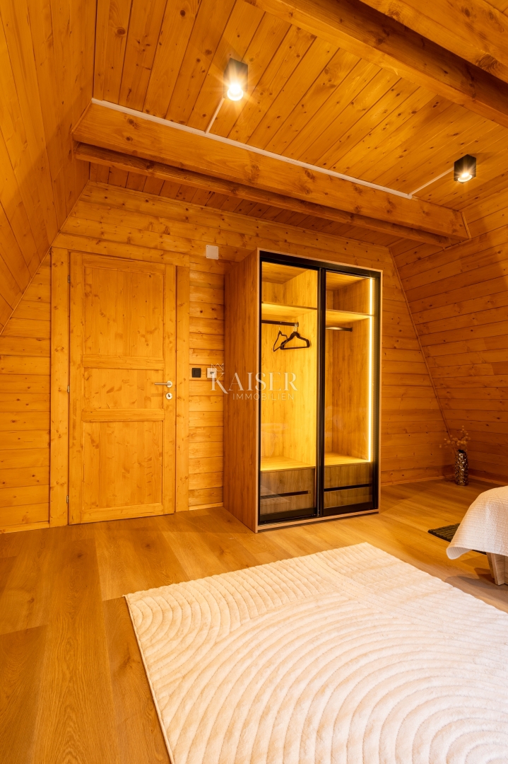 Delnice - vila z bazenom 