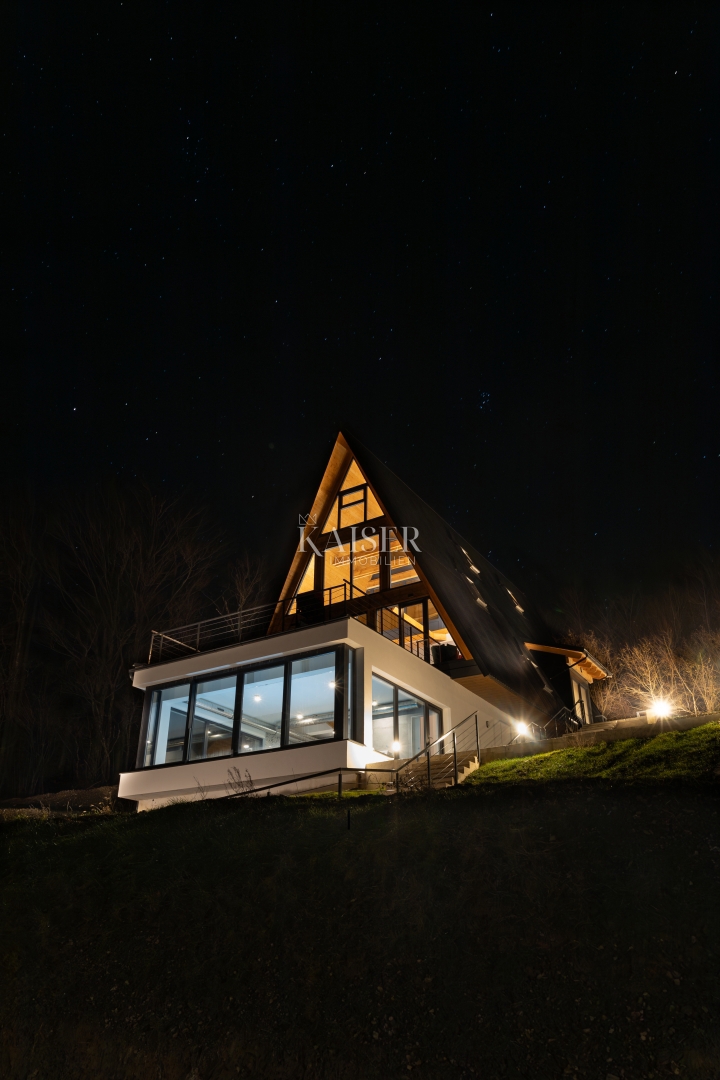 Delnice - vila z bazenom 