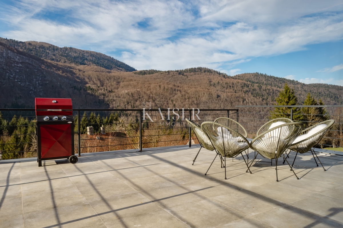 Delnice - vila z bazenom 