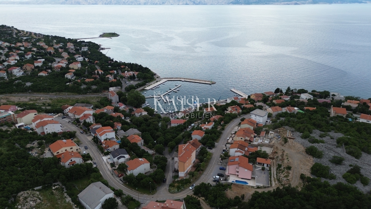 Novi Vinodolski, Klenovica - apartma 1 spalnica + dnevna soba 42m2 s pogledom na morje