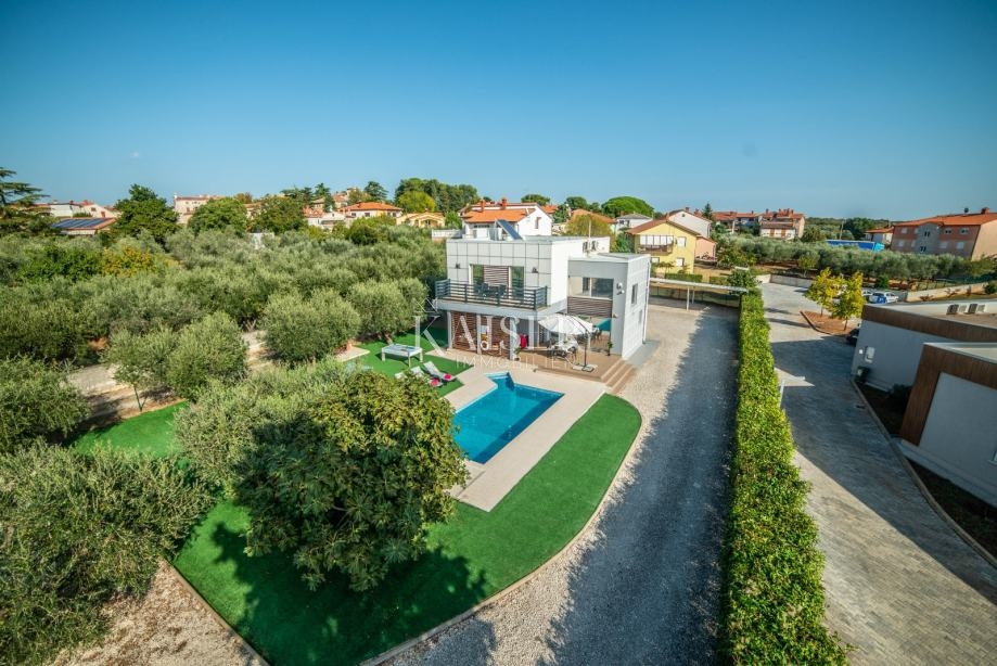 Istra, Vodnjan - vila z bazenom in pogledom na Brione