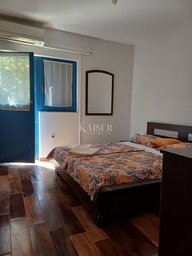 Prostoren pritlični apartma v Svetem Jakovu – otok Lošinj