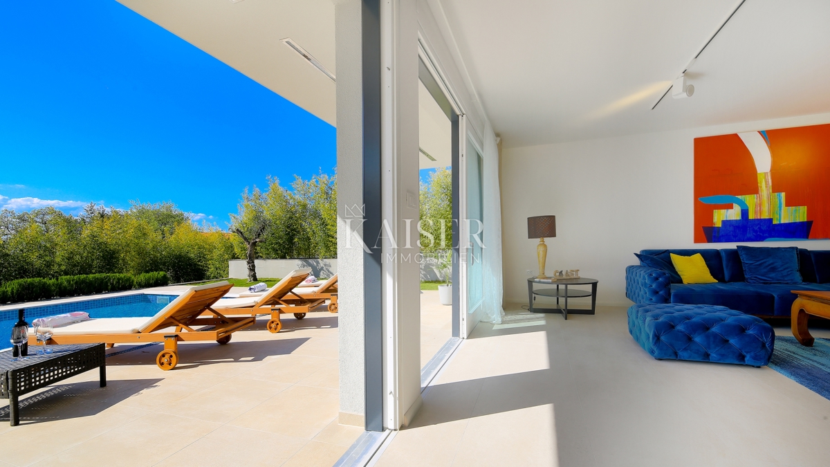 Otok Krk, Malinska - Moderna vila 200m2 z bazenom in pogledom na morje