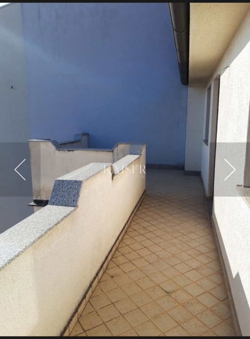 Istra, Pula, Veruda - hiša 6 enot