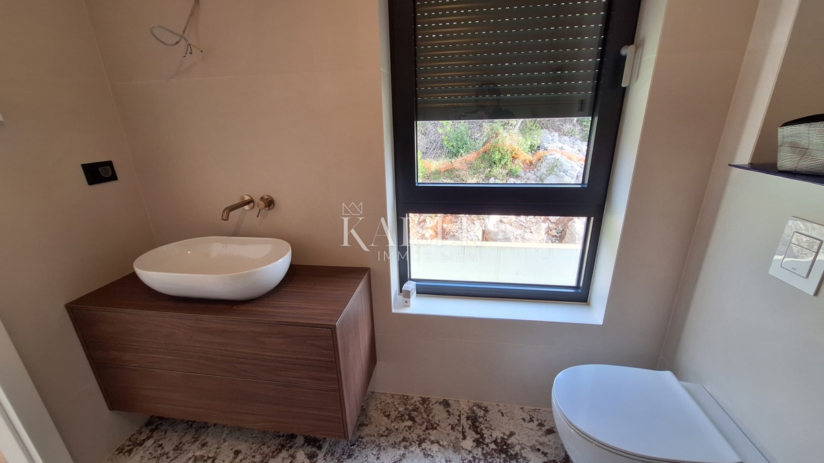 Bivio-Rijeka, ekskluzivno stanovanje s panoramskim razgledom in prostorno teraso