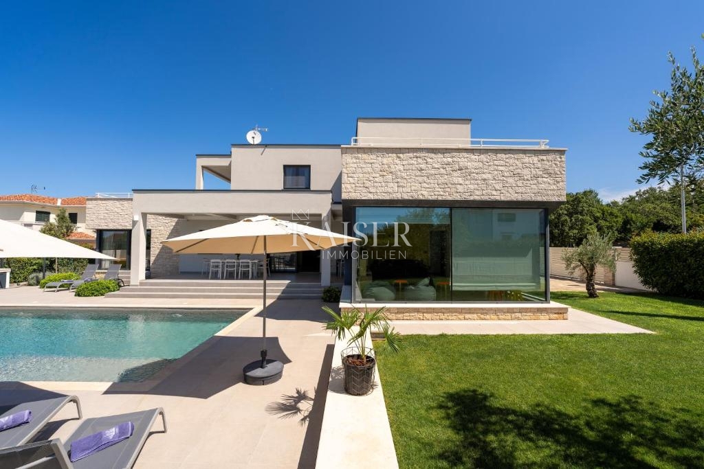 Istra - Poreč, čudovita luksuzna vila s pogledom na morje