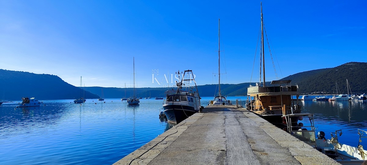 Istra, Labin - gradbeno zemljišče s pogledom na morje, 1200 m2