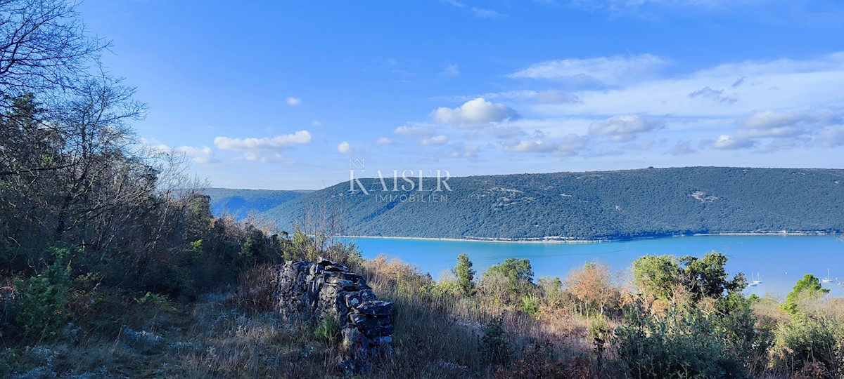 Istra, Labin - gradbeno zemljišče s pogledom na morje, 1200 m2