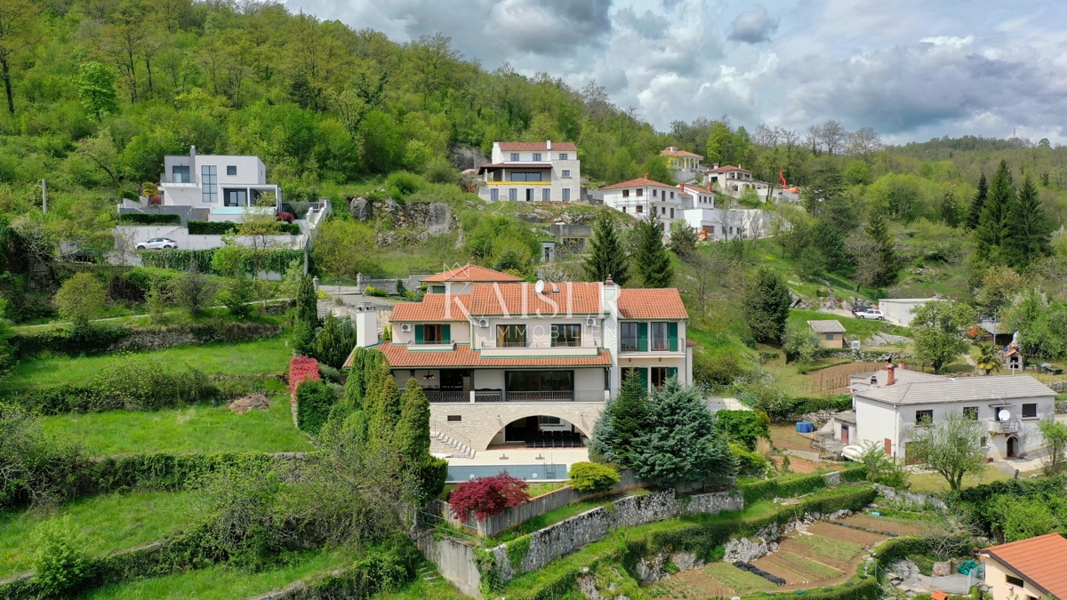 Opatijska riviera, vila z bazenom