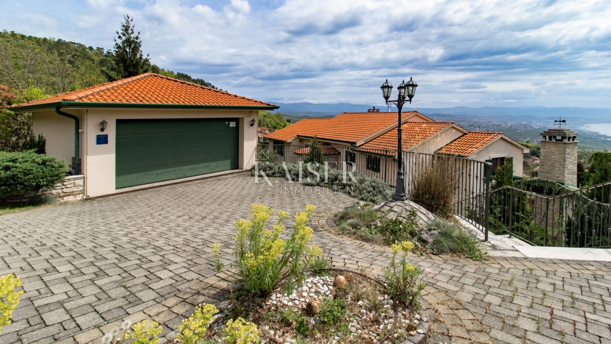Opatijska riviera, vila z bazenom
