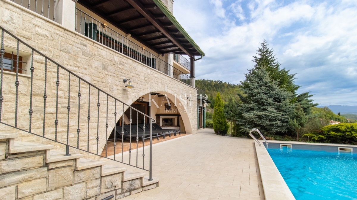 Opatijska riviera, vila z bazenom