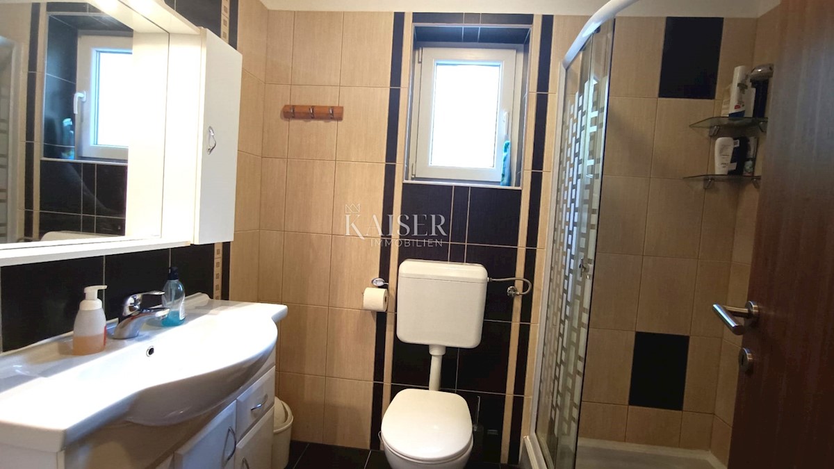 Soline, otok Krk - apartma 65m2, blizu morja