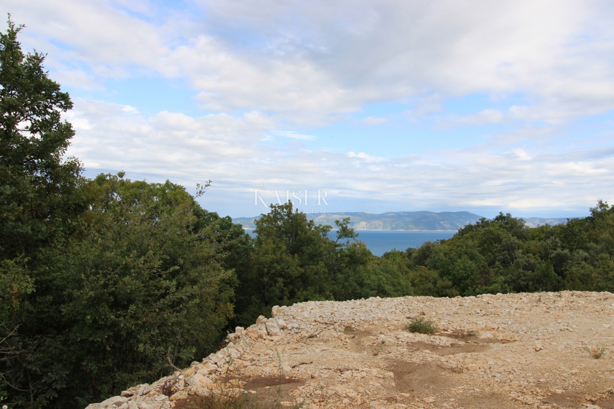 Rabac - zemljišče s čudovitim razgledom, 1.015 m2