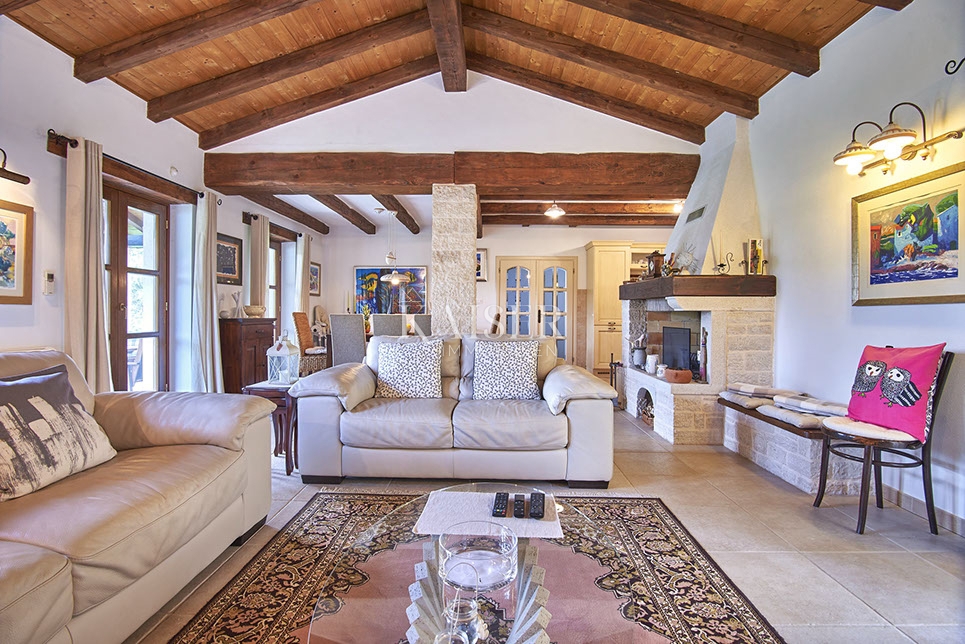 Istra, Karojba - očarljiva vila v srcu Istre