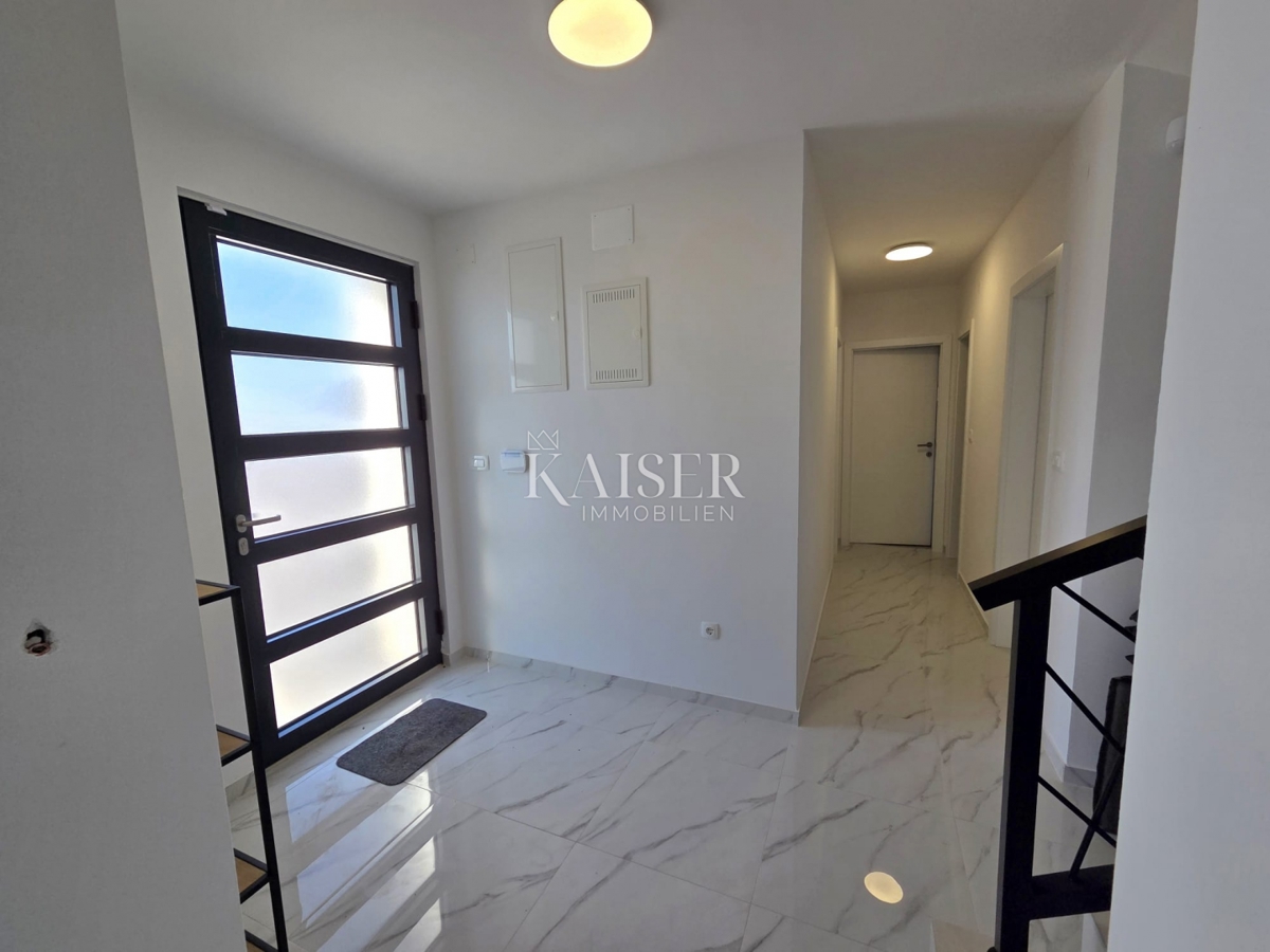 Hiša Brzac, Krk, 157,48m2