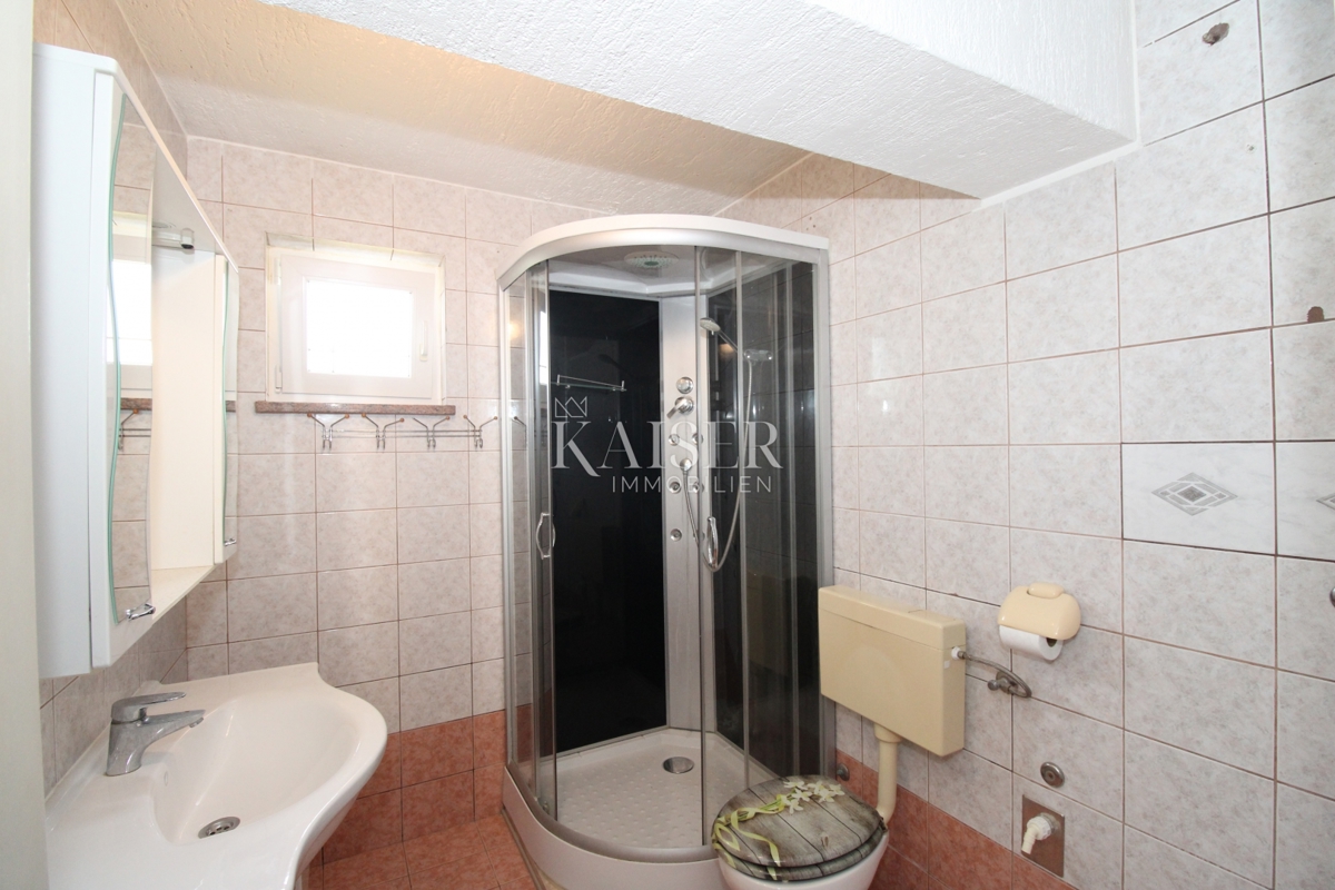Hiša Malinska, Malinska-Dubašnica, 291,30m2
