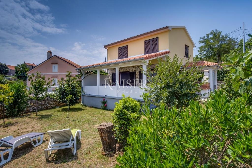 Otok Lošinj, Nerezine, hiša 74m2