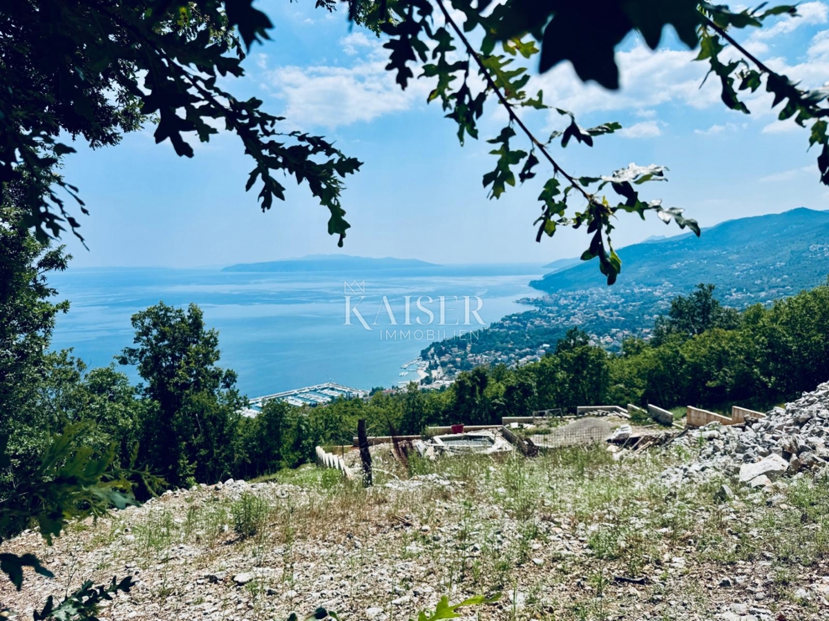 Opatija, Veprinac – Zemljišče s fenomenalnim razgledom in dovoljenjem za luksuzno vilo