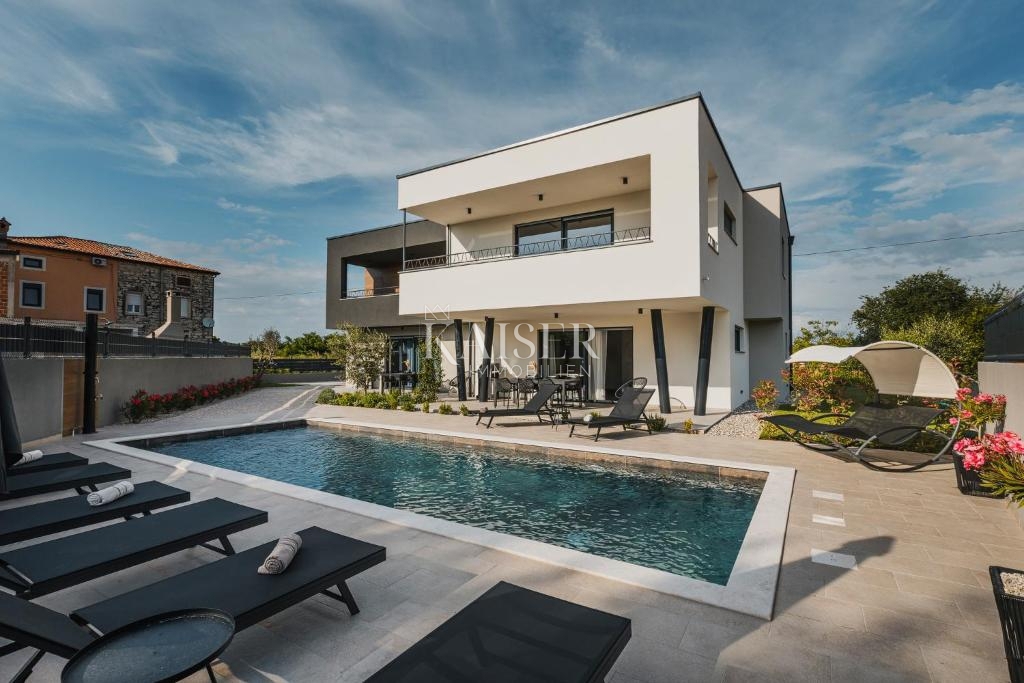 Vila Čepljani, Umag, 266m2