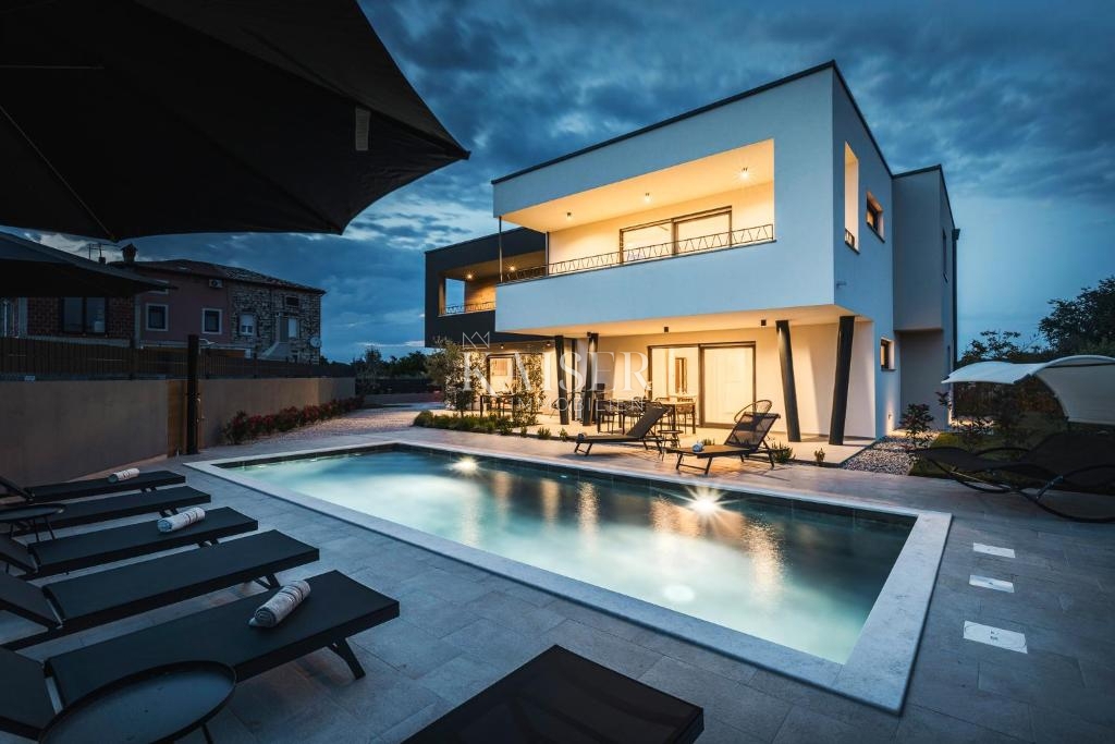 Vila Čepljani, Umag, 266m2