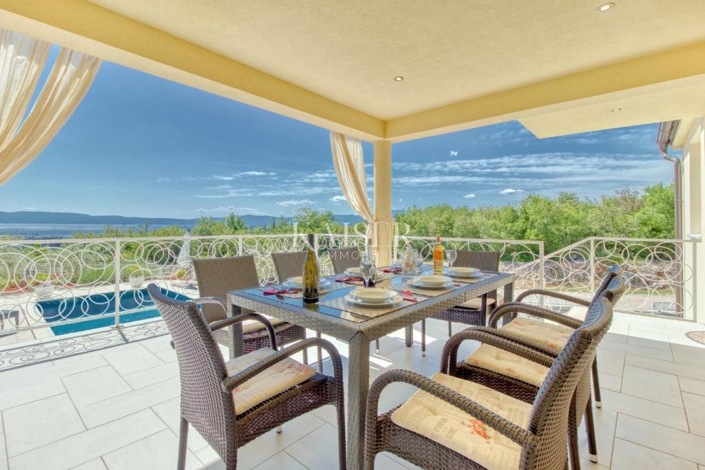 Otok Krk, Omišalj- 