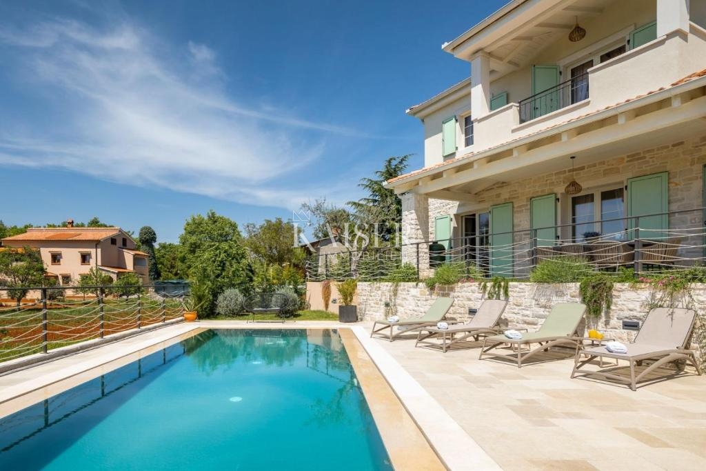 Istra - Višnjan, čudovita kamnita mediteranska vila 