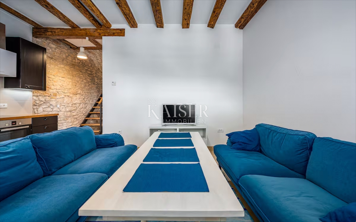 Istra, Labin - priložnost, hiša z bazenom na veliki parceli in pogledom na morje, 120 m2 