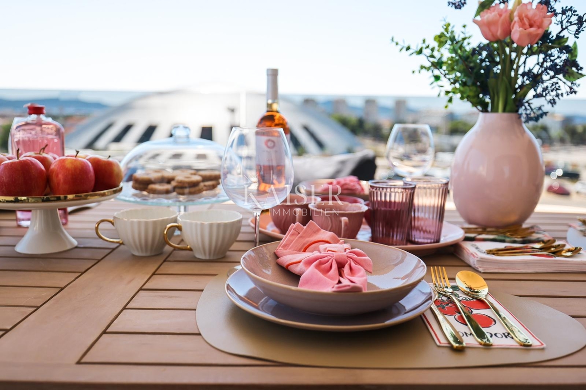Zadar, Višnjik - Luksuzni penthouse v novogradnji z možnostjo strešne terase