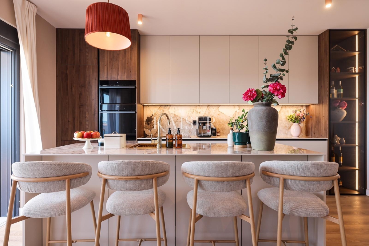 Zadar, Višnjik - Luksuzni penthouse v novogradnji z možnostjo strešne terase