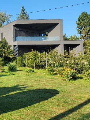 Zagreb - moderna hiša s čudovitim razgledom na Zagreb
