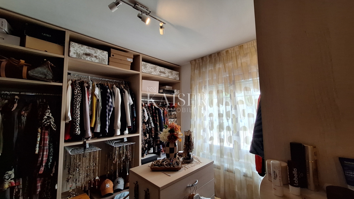 Opatija, Bregi, novogradnja, trisobno stanovanje, 99 m2 s teraso in kaminom
