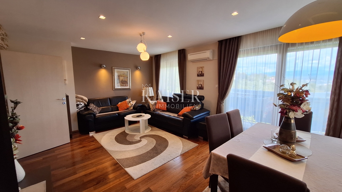Opatija, Bregi, novogradnja, trisobno stanovanje, 99 m2 s teraso in kaminom