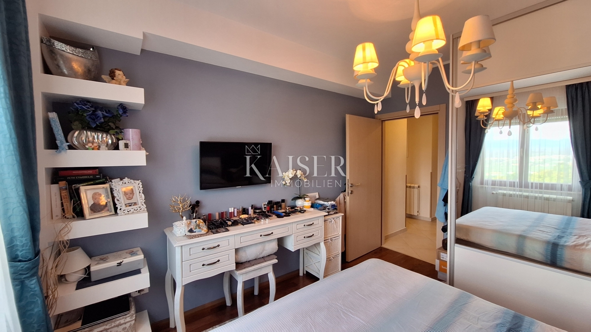 Opatija, Bregi, novogradnja, trisobno stanovanje, 99 m2 s teraso in kaminom