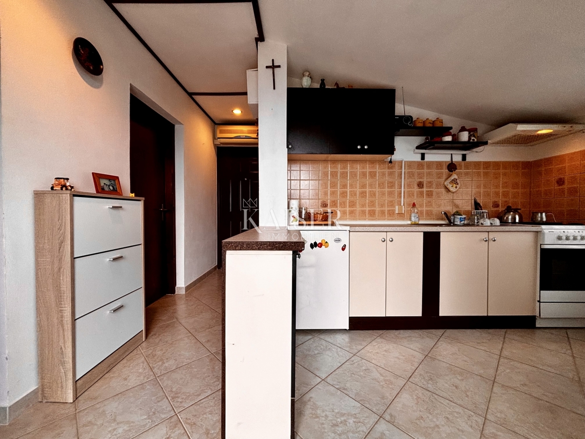 Opatijska riviera - priložnost, očarljiva hiša z dvema apartmajema 90 m2