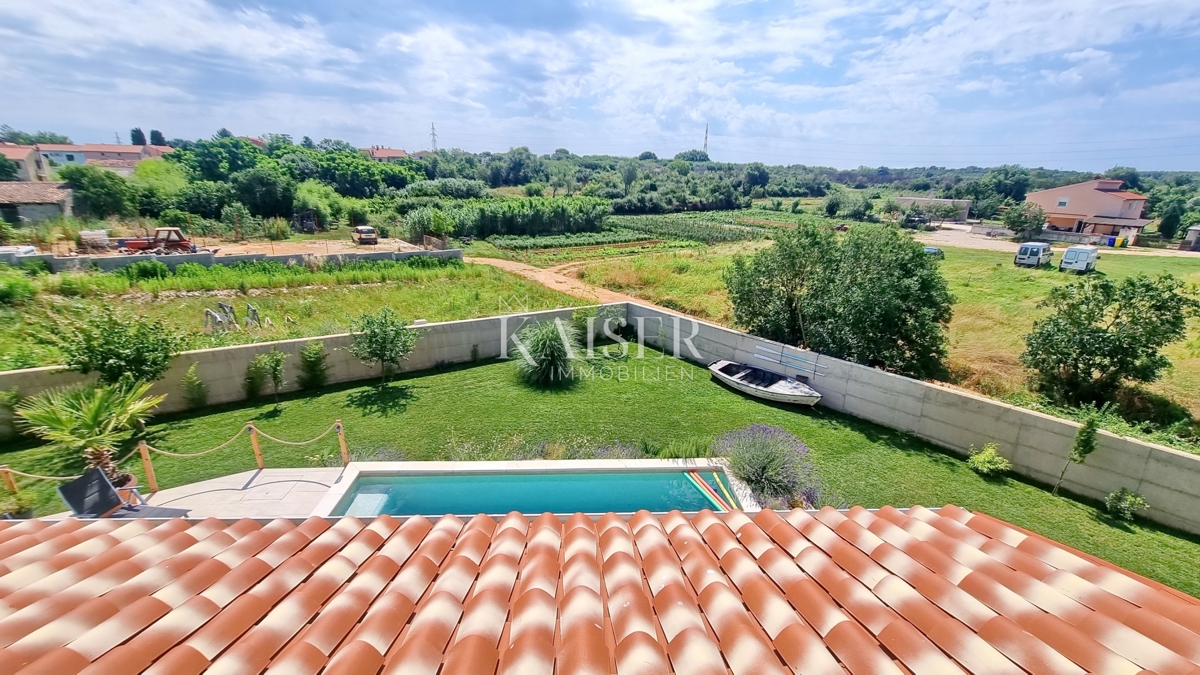 Hiša Valdebek, Pula, 182,85m2