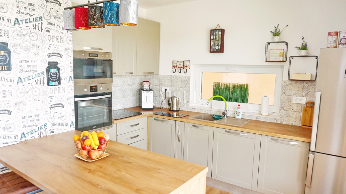 Hiša Valdebek, Pula, 182,85m2