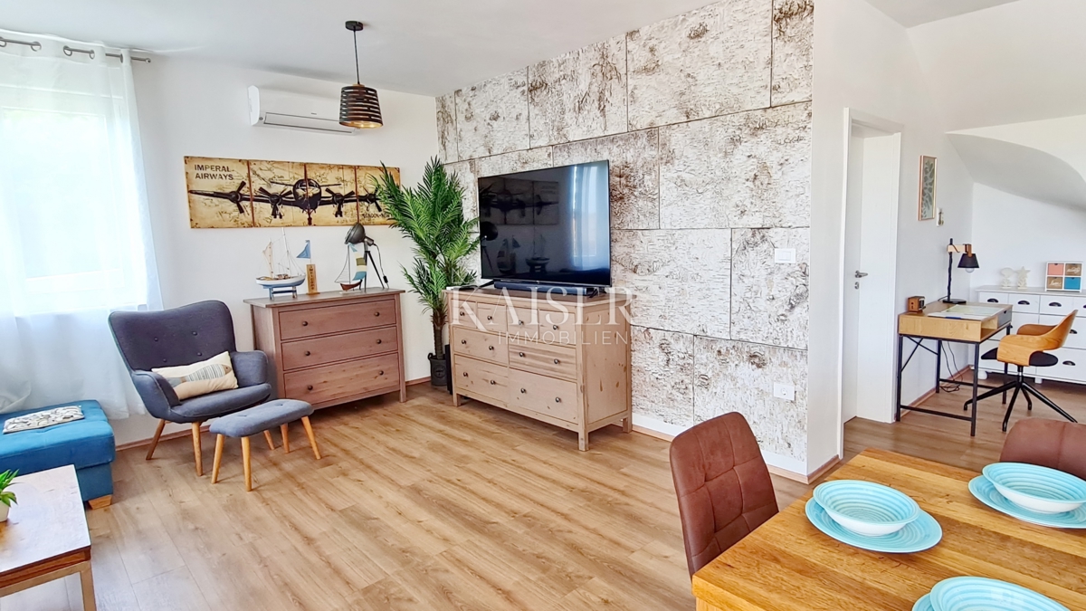 Hiša Valdebek, Pula, 182,85m2